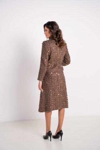 Zoom sur la jupe Faune en bouclette et sequins – ÉCAILLE PARIS