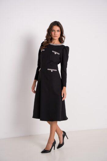 Farah black crepe dress - elegant pose
