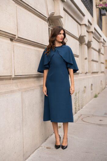 robe florilège bleue avec cape vue de face