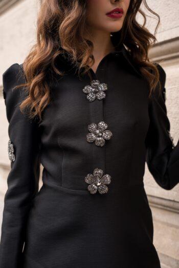 Robe Floralie en faille de soie façon piqué, broderies florales scintillantes – vue avant gros plan