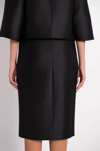 Traje de alta costura Flocon - detalle de la falda y caída del tejido