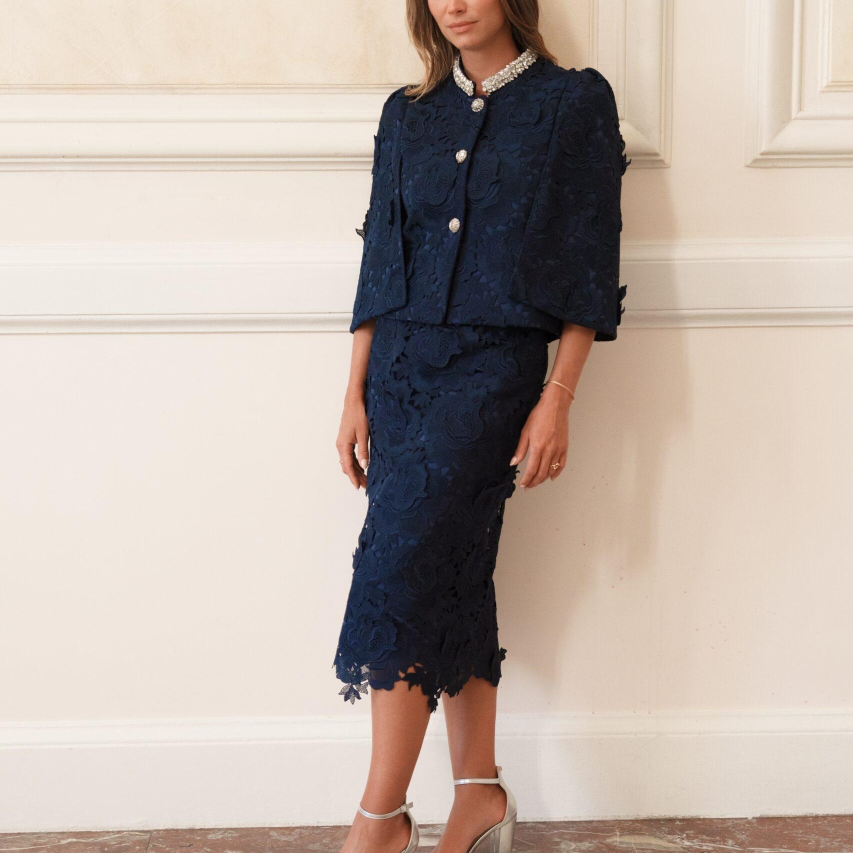 veste Glorielle et jupe assortie en guipure couture