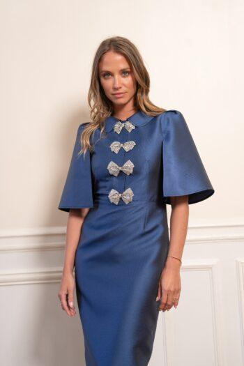 détail robe Héloria faille de soie manches cape